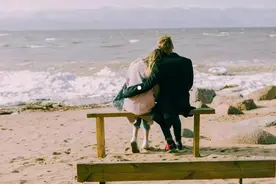 儿女结婚之前，准亲家见面，要做到“两问、两不问”图片