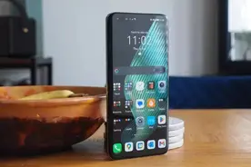 荣耀Magic5Pro突降1320元，16GB+512GB+5450mAh，给小米重力一击图片