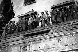 柏林墙的倒塌，是普通人追求自由的胜利，也是历史进程的必然结果图片