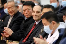 大批日本学者涌入中国，表面为了挣钱，实则谋求更好的发展图片