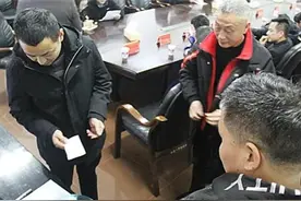 临澧一中按照“公开、均衡、随机”的原则分班图片