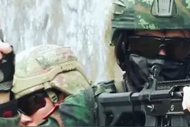 中国武警的新步枪，亮相！图片