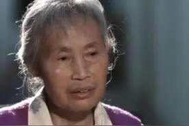 2011年，59岁云南老太将情夫藏在家里24年，被人发现直接领证结婚图片
