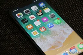 iPhone13使用3周后屏幕触控失灵，消费者要求换新机，苹果只肯维修图片