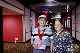 观看《邓小平小道》，85岁苏州老党员揭开尘封的戈壁往事图片