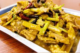 南宁好吃还难找的4家下水店，卖完就关门，还有的要排队半个小时图片