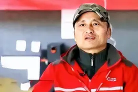 刘强东曾承诺5年买房的京东第一位快递员，如今实现财富自由没？图片