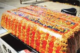 买的没有卖的精，“天价切糕”卷土重来，但是时代变了图片