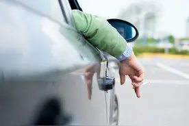 开了三年的轿车换成SUV，效果怎么样？年轻夫妻说感受：后悔不已图片