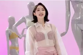 奶糖派的大杯内衣出圈之路图片