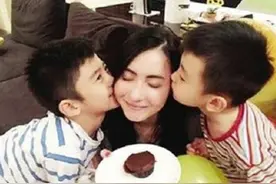 女儿来月经肚子疼，父亲的做法惹争议，网友：不知道女大避父吗？图片