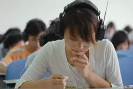 高考生反映英语听力“听不清”，当地副县长：已在调查图片