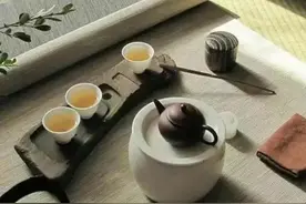 散文：人到中年，在安静中体悟人生图片