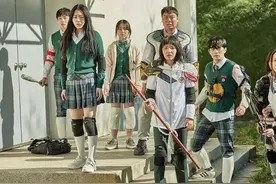 《僵尸校园》与原漫《极度恐慌》相比 人物做了哪些变化图片