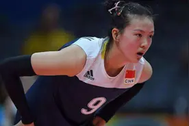 女排张常宁：身高1.93米，嫁2.11米男篮富二代，才27岁就传出退役图片