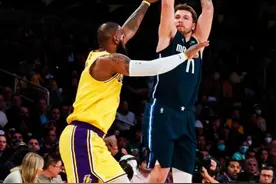 东契奇25分独行侠送湖人3连败，詹姆斯26分12板图片