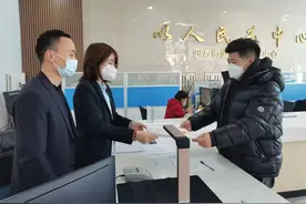 个体工商户登记可以在街道便民服务中心办理啦！青岛市市北区蹄疾步稳推动基层审批业务“入驻街道”图片