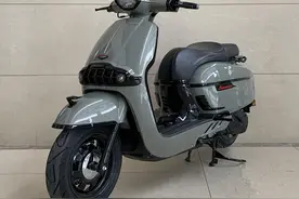 龙嘉套娃两款新车，复古款维多利亚和冒险款XDV的150版本来了图片