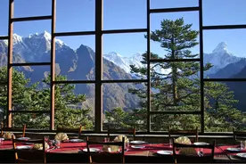 「中/尼」攀登珠穆朗玛峰为何至少花费超过65,000美元图片