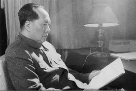 49年中央下令：要将广东一护士接到中央当领导，她有何特殊身份？图片