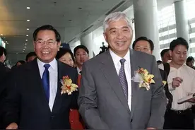 荣氏家族：出现三代首富，家族资产超千亿，被评为中国唯一财团图片