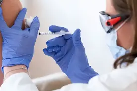 “华姐”一连甩出至少十大原因，字字不提美国针针刺痛美国图片