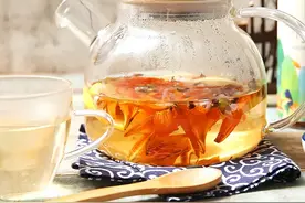 “睡得好”的人，往往都喜欢喝这4款“安神茶”，舒缓心情睡得香图片