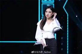 春晚新加入美女主持马凡舒，29岁成央视新颜值担当，是高考女学霸图片