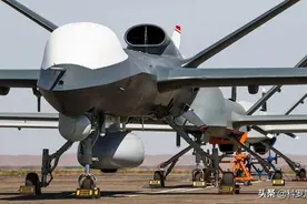 北非大国喜提彩虹5洲际无人机，烧重油，续航5天，航程1万公里图片
