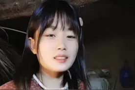 疯狂小杨哥连麦河南贝贝，对方一夜涨粉13万多，结局真的太温暖图片