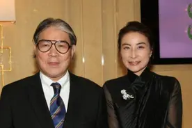 霍家再掀遗产风波，为了儿子霍启刚的前途，霍震霆活得比谁都清醒图片