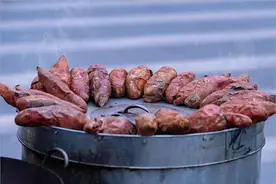 一个小秘方，轻松烤出又甜又糯的路边摊红薯，有手就会！图片