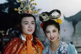 戏拍一半演员辞演，被迫换新演员的六部戏，观众都没发现换人了图片