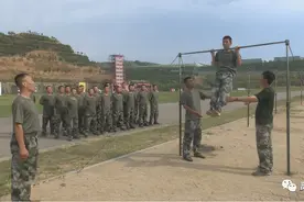 未进军营 先铸军魂——离石区人武部开展役前适应性教育训练图片