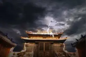金殿被雷劈近600年，专家装上避雷针后，“雷火炼殿”却消失不见图片