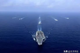 重磅：我国003型航母准备下水，船坞已经满水，航母挂满彩旗图片