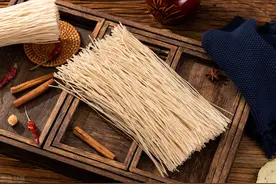 家有粉条的要留心，如果出现4种情况就不建议再吃了，对身体不好图片