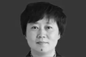 山西一县委书记坠楼去世，此前出过车祸，履新不足4月图片