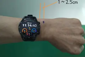 运动手表怎么佩戴测量心率才准确？图片