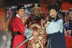 《包青天》幕后，金超群何家劲沟通困难，10集剧情硬加成236集图片