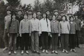 读王蒙《青春万岁》有感图片