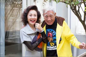 “急智歌王”张帝：娶小33岁的女儿闺蜜为妻，如今80岁仍恩爱无比图片