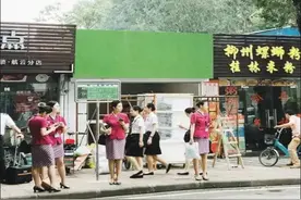 广州有一“空姐村”，空姐在街头巷尾随处可见，颜值高，气质佳图片