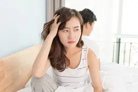 你要知道，男人不爱你时，“身体语言”是不会骗人的图片