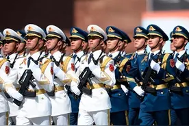 战区副政委兼政工部主任，是什么级别？如何称呼图片