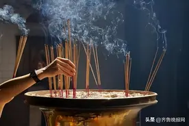 端午除了吃粽子还要拜神？上香规矩多，不懂别乱烧，香中秘密多图片