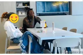 装挺像？霍华德玩台妹实锤！女方长文控诉被玩感情！图片