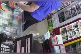 顾客付款后却未听到收款提示音，原来收银手机不翼而飞了图片