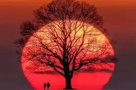 俗语有，男怕摸头，女怕摸腰，具体是什么意思，为何不能摸图片