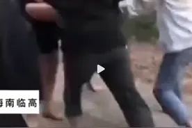 海南13岁女孩遭霸凌，家属：孩子多次被多人凌辱，现住院治疗，打人者家长：自家小孩调皮，该赔就赔图片